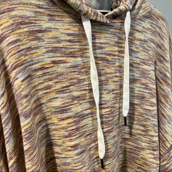 Out From Under Jenny Cropped Hoodie Sweatshirt - Picture 3 of 8